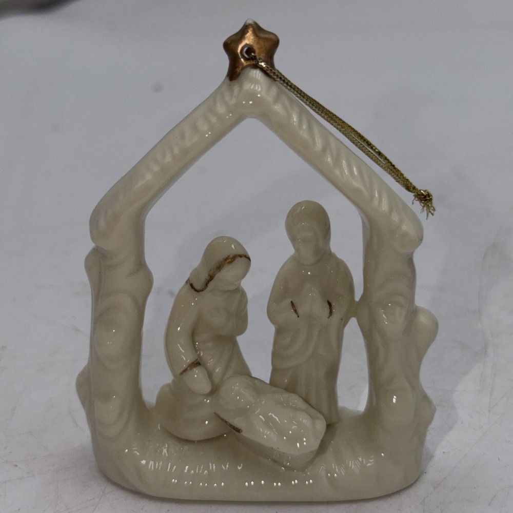Nativity Hanging Ceramic Christmas Ornament World Bazaar Ivory Glazed 1998